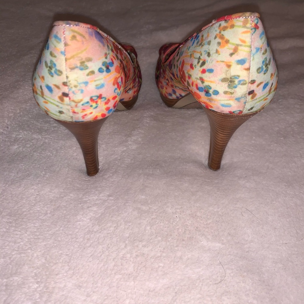 Multi-colored heels - Picture 4 of 4